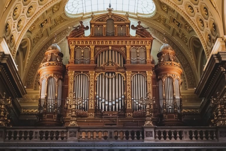 L’impact de la musique baroque sur la concentration pendant le travail